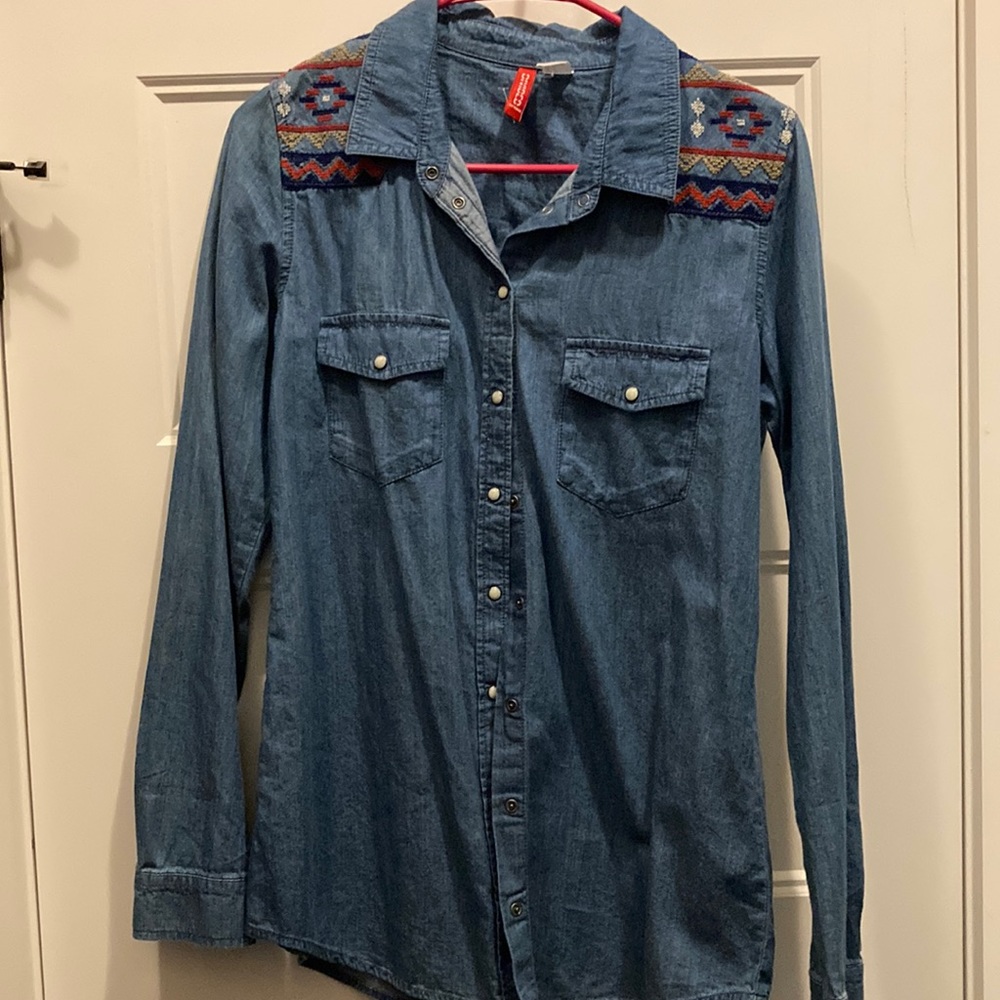 H&M Divided Long Sleeve Denim Button Up NW…